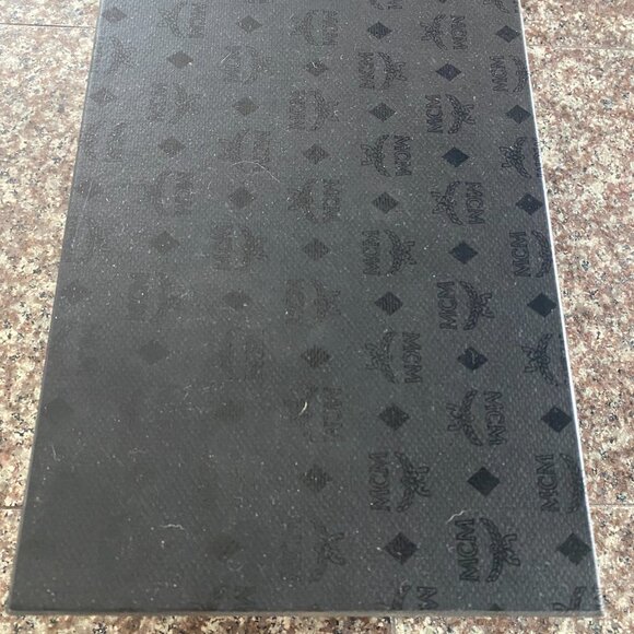 Brand NWT MCM Cognac Visetos Room Designer Slippers - Picture 4 of 4